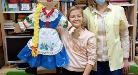 Regionalne stroje ludowe z recyklingu