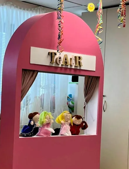 MIĘDZYNARODOWY DZIEŃ TEATRU przedstawienie pt. "KOPCIUSZEK"