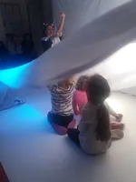 Teatr przedstawienie "PSTRYK" dla przedszkolaków