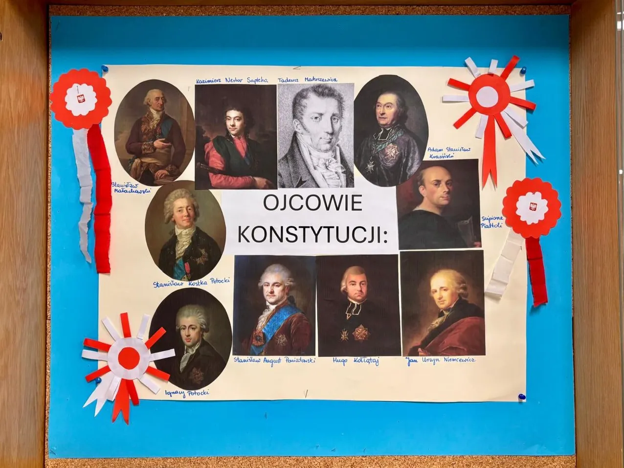 WYSTAWA BIAŁO-CZERWONY MAJ